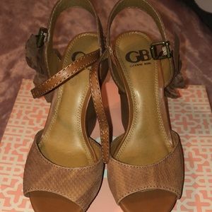 brown Gianni Bini wedges